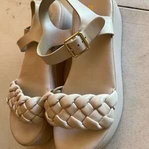 Women's Cream Sandals
